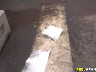 Japanese hos outdoor piss